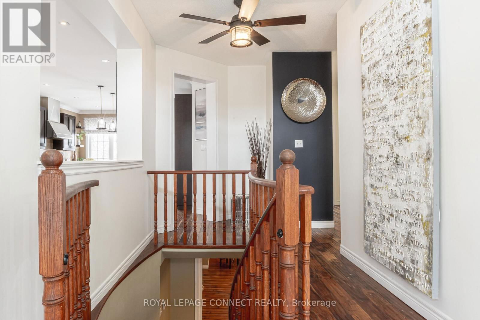4 BRANTHAVEN COURT Image 20