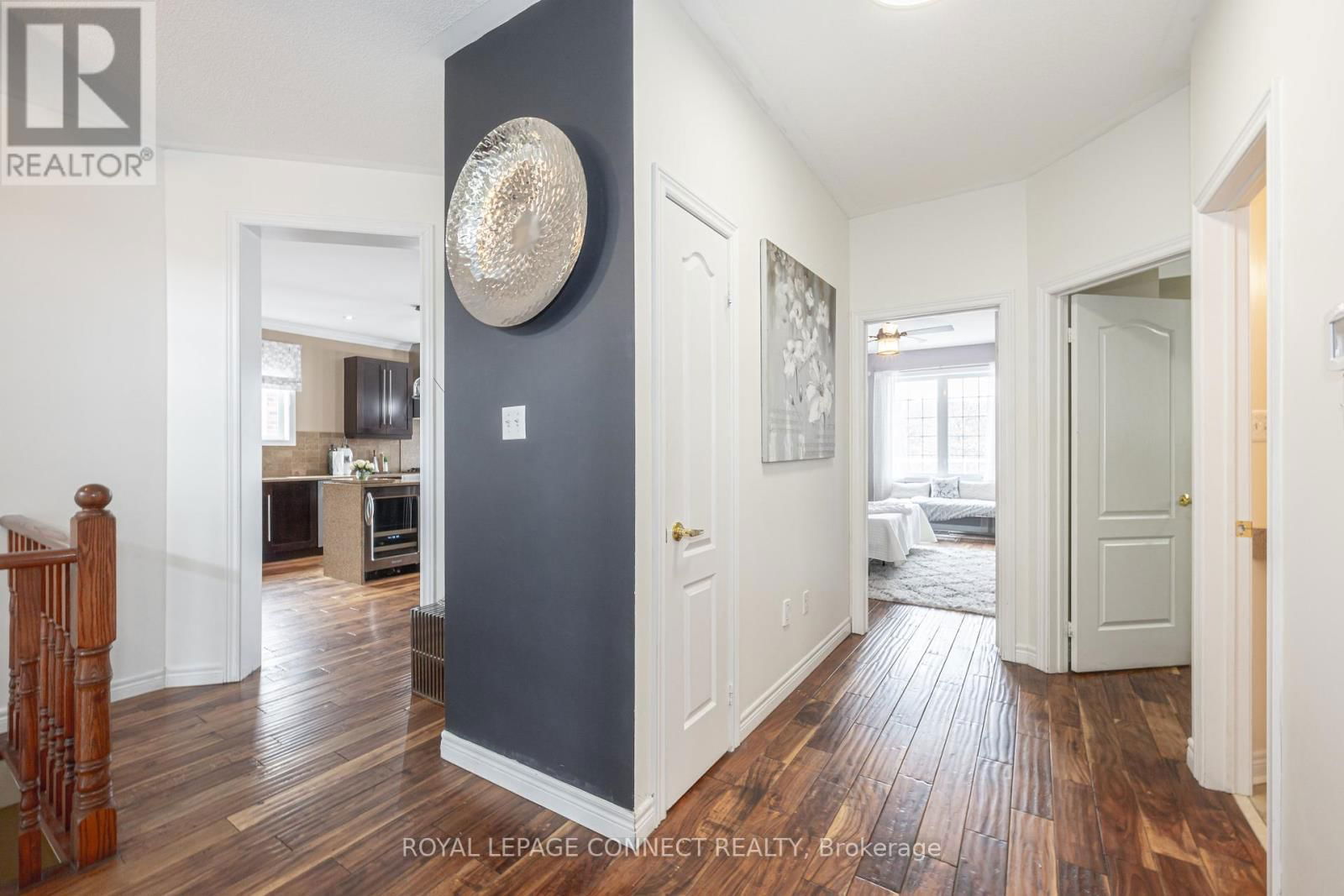 4 BRANTHAVEN COURT Image 22