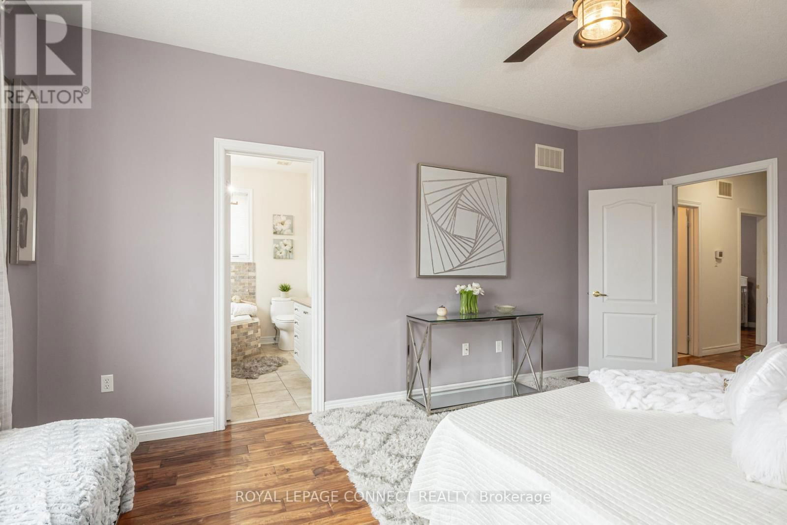 4 BRANTHAVEN COURT Image 25