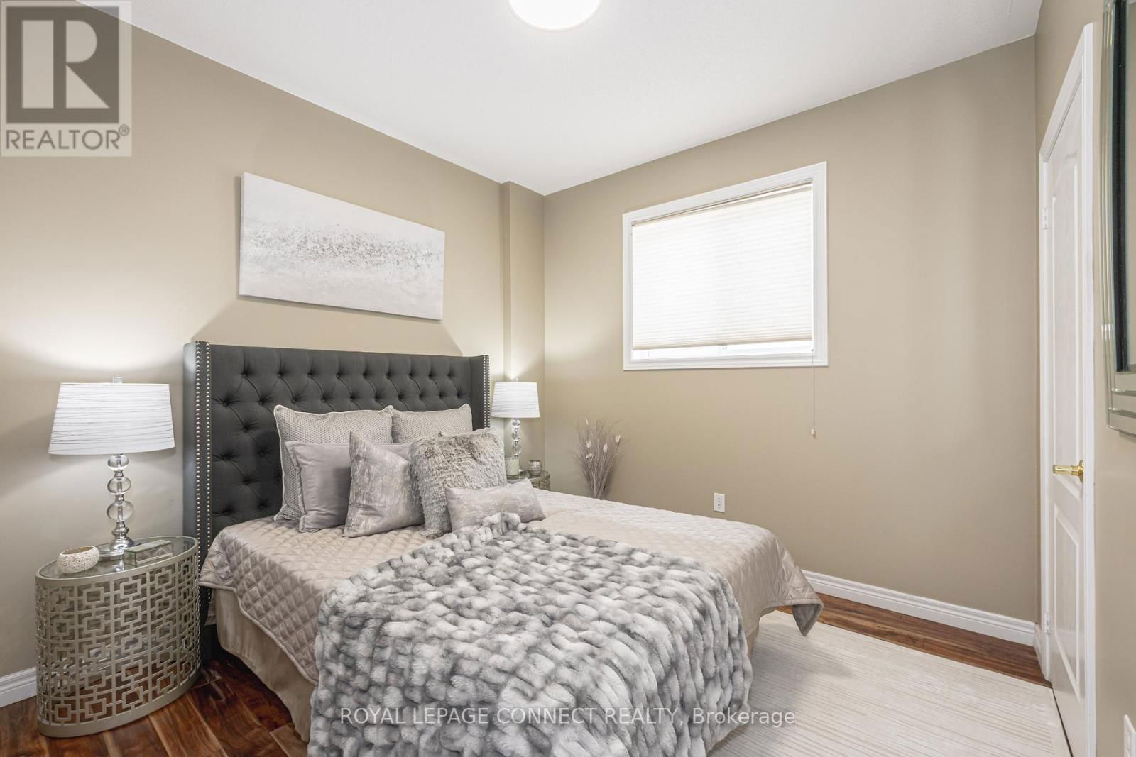 4 BRANTHAVEN COURT Image 29