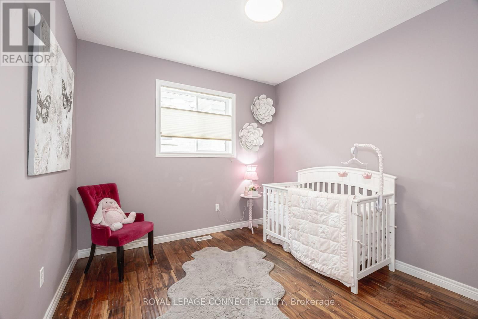 4 BRANTHAVEN COURT Image 30
