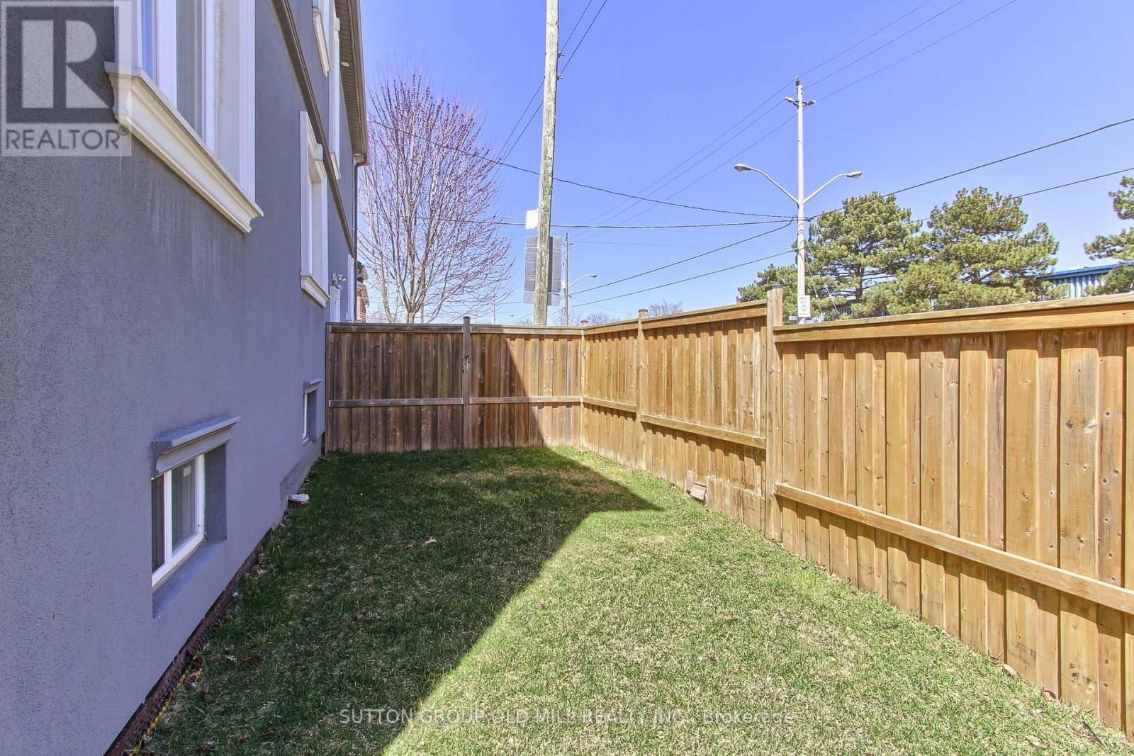 25 SAVOY AVENUE Image 35