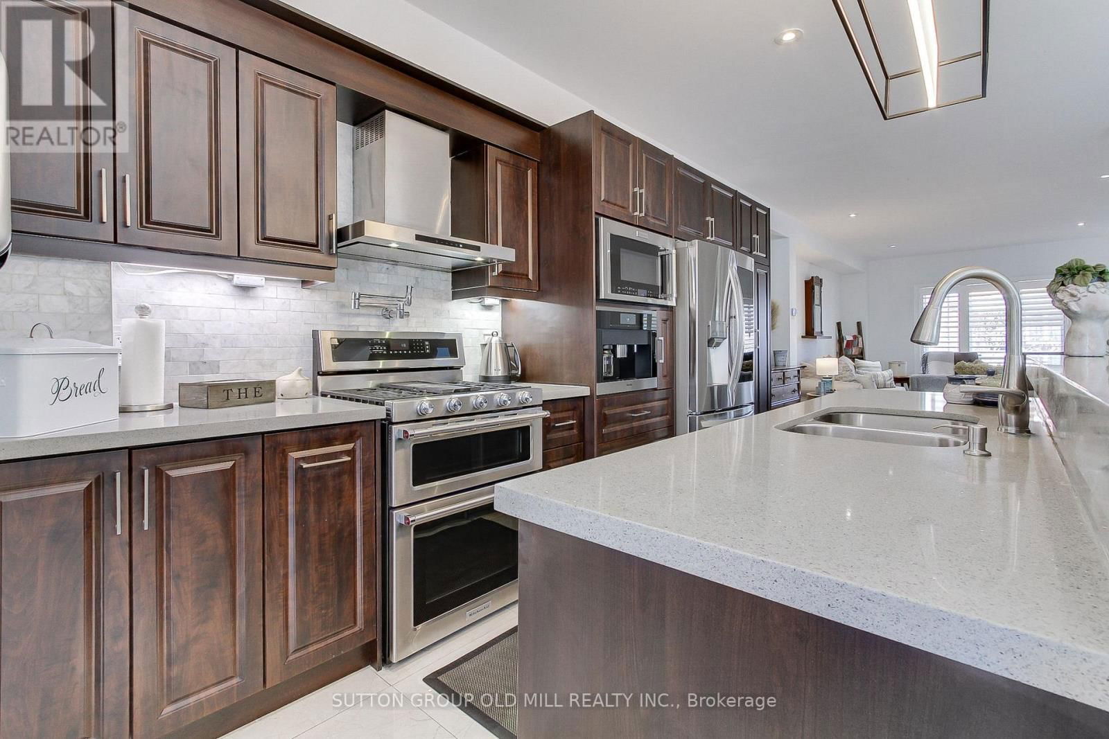 25 SAVOY AVENUE Image 7