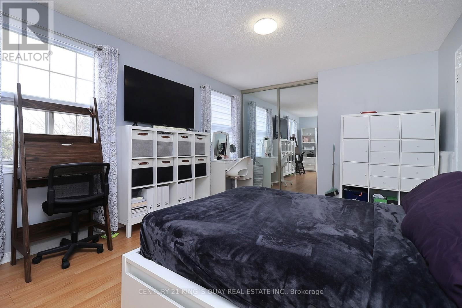 17 - 25 WHITECAP BOULEVARD Image 17