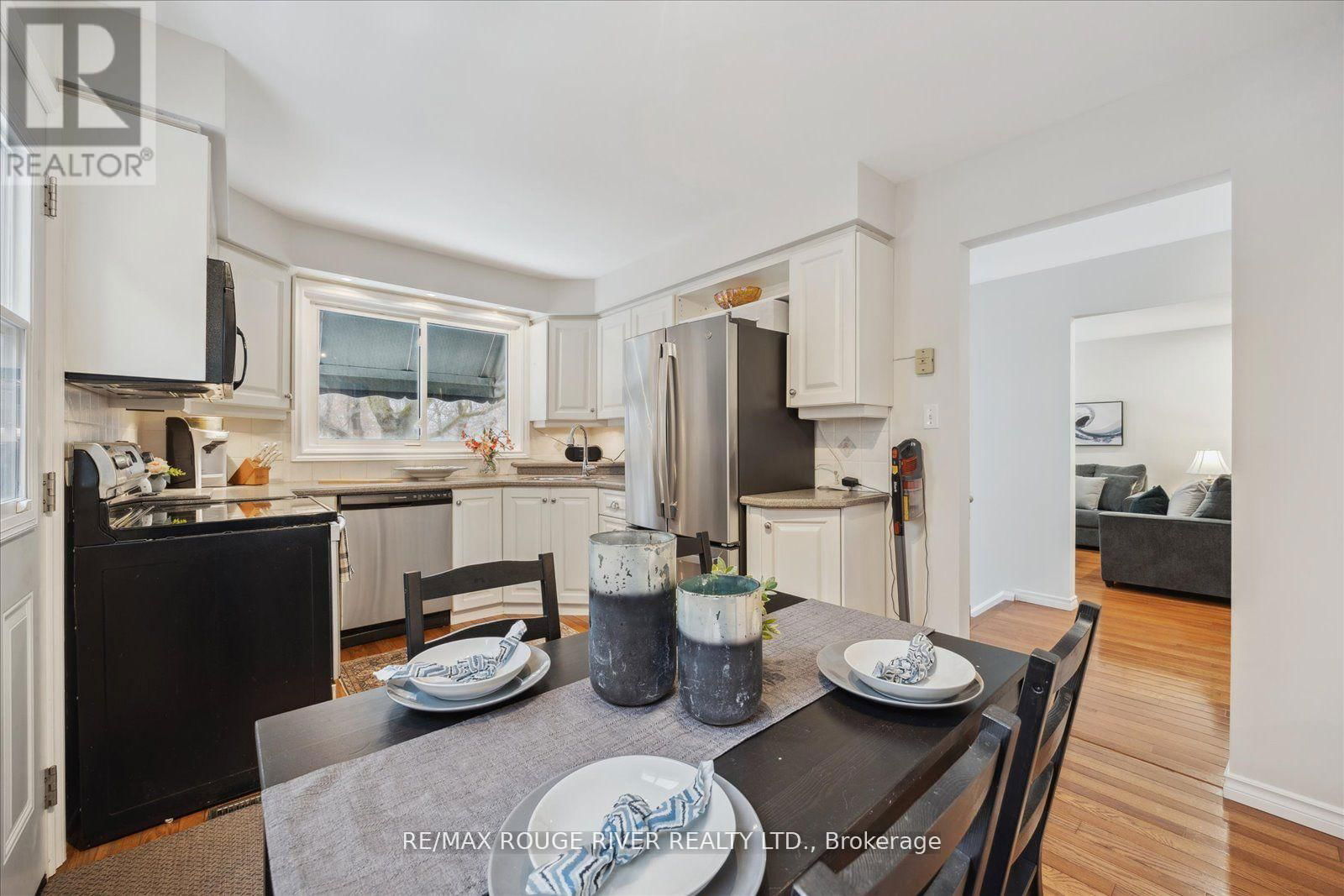 1128 OLD PYE COURT Image 13