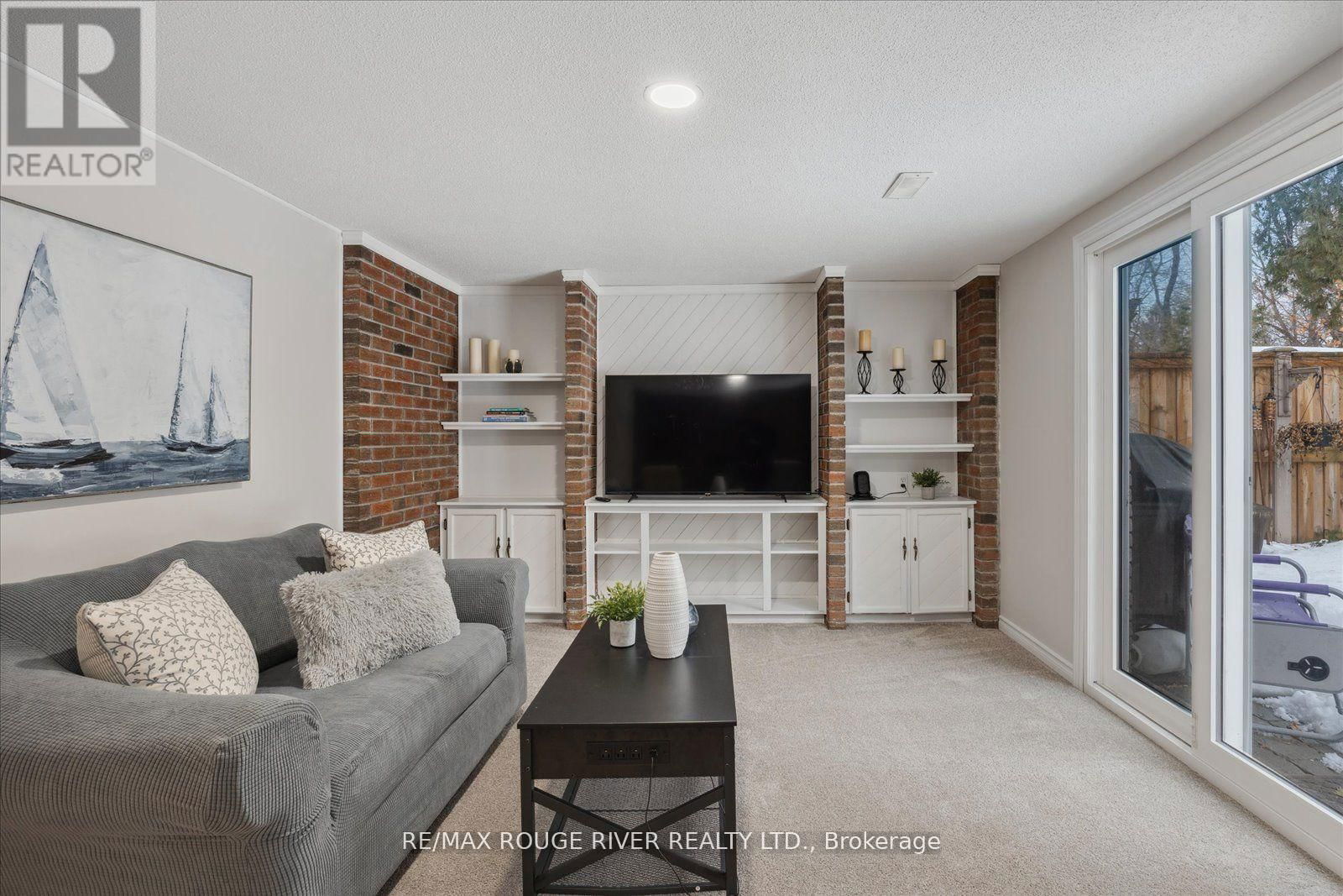 1128 OLD PYE COURT Image 21