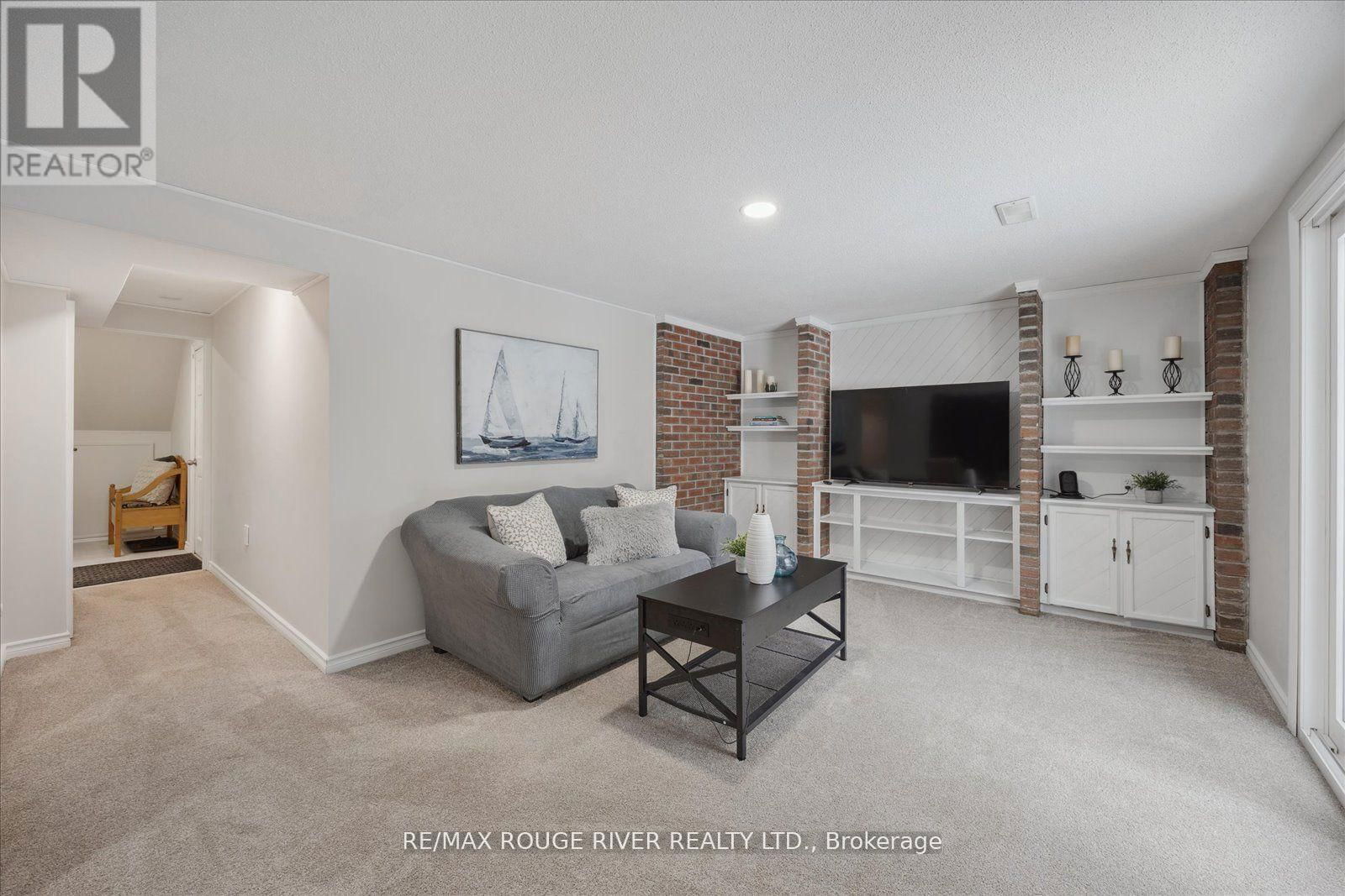 1128 OLD PYE COURT Image 22