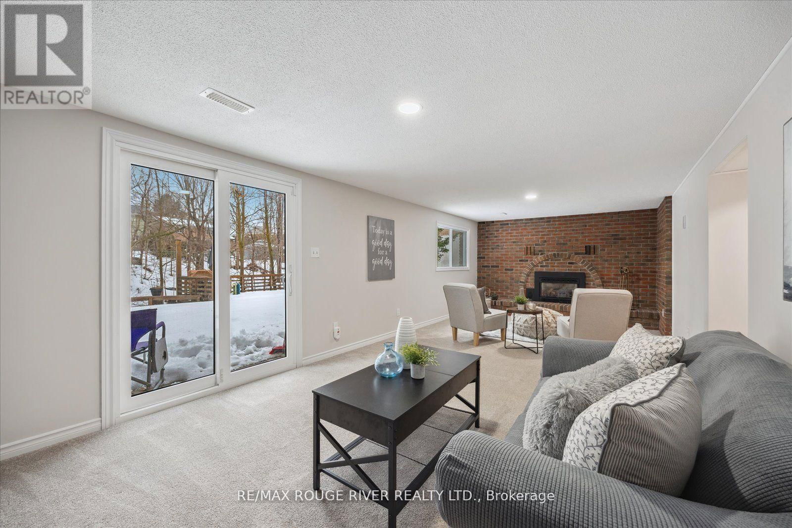 1128 OLD PYE COURT Image 25