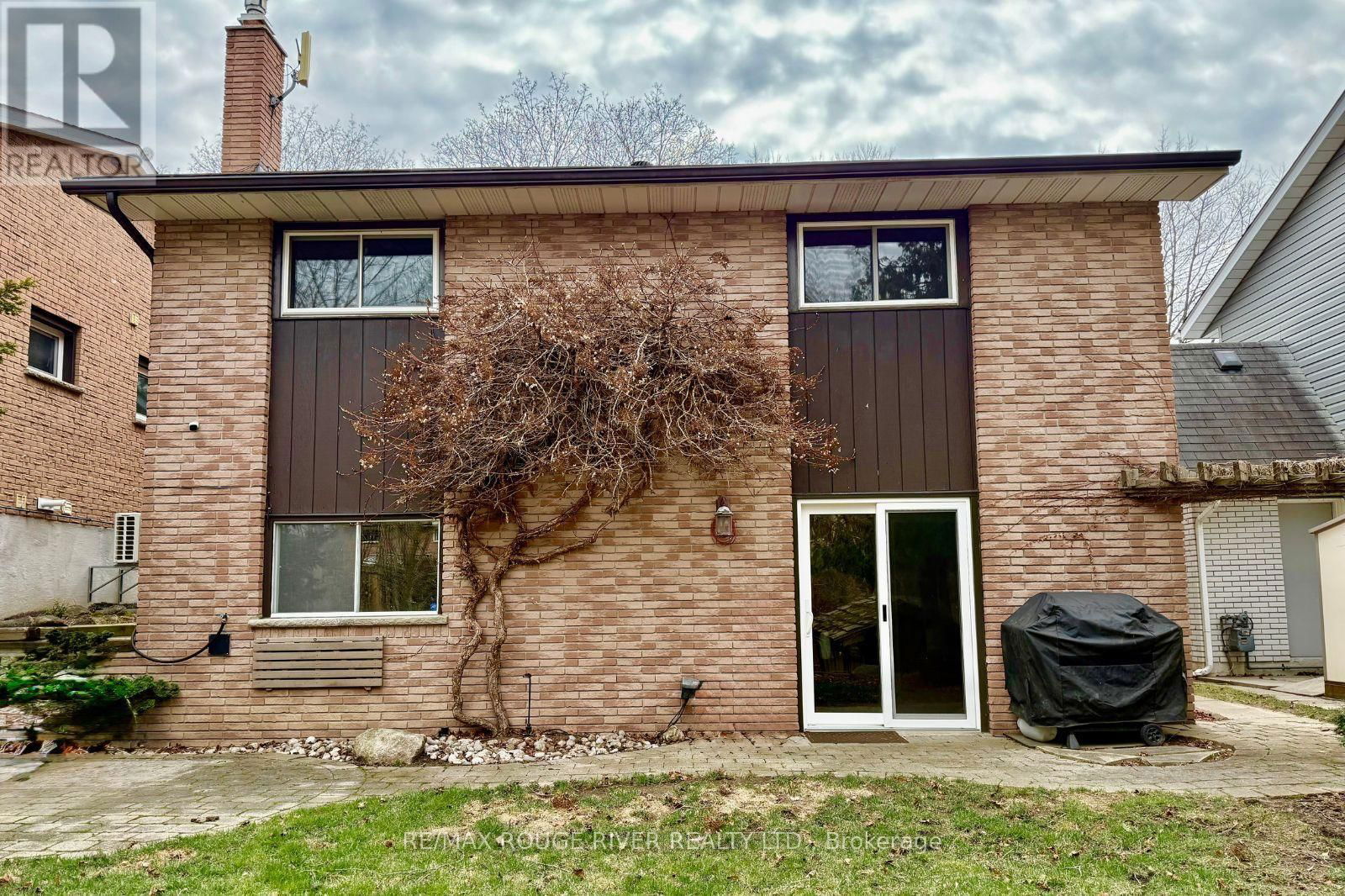 1128 OLD PYE COURT Image 32