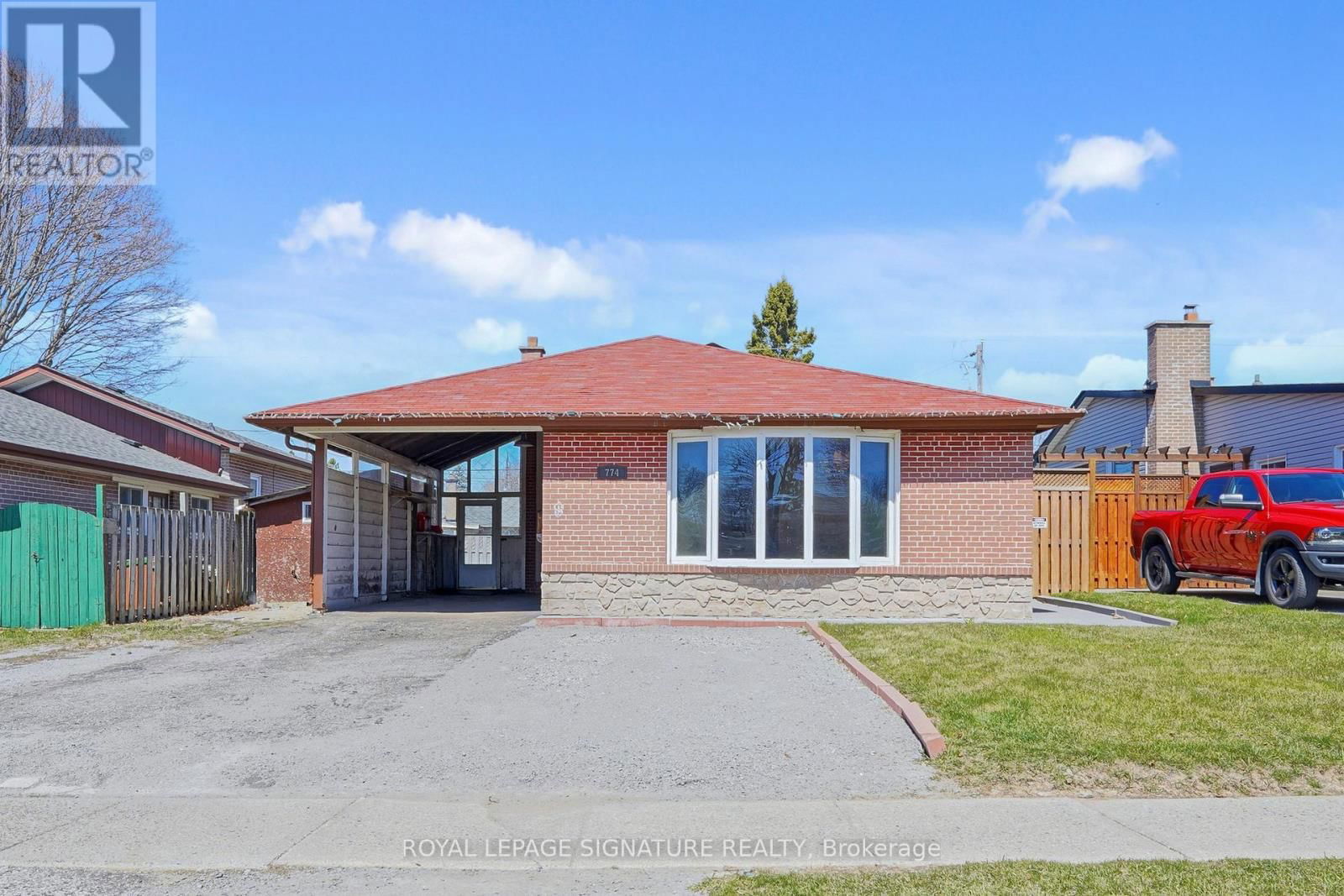 774 KROSNO BOULEVARD Image 1
