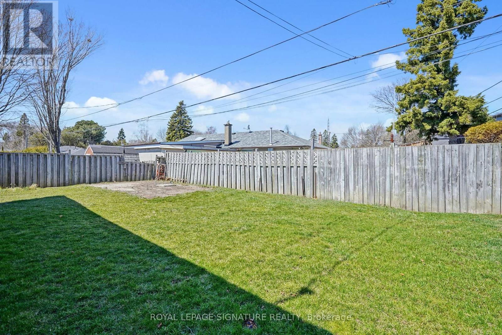 774 KROSNO BOULEVARD Image 30