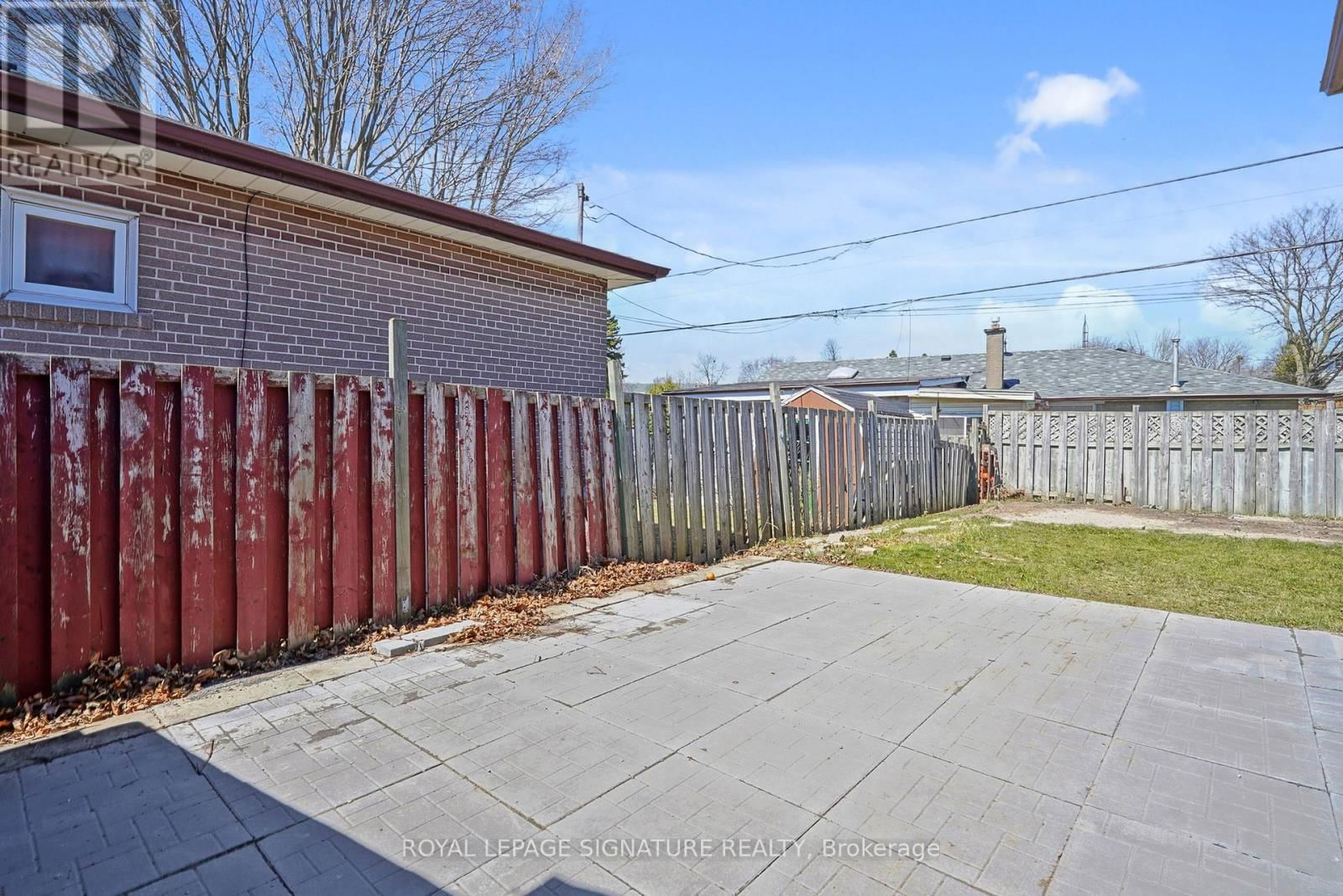 774 KROSNO BOULEVARD Image 31