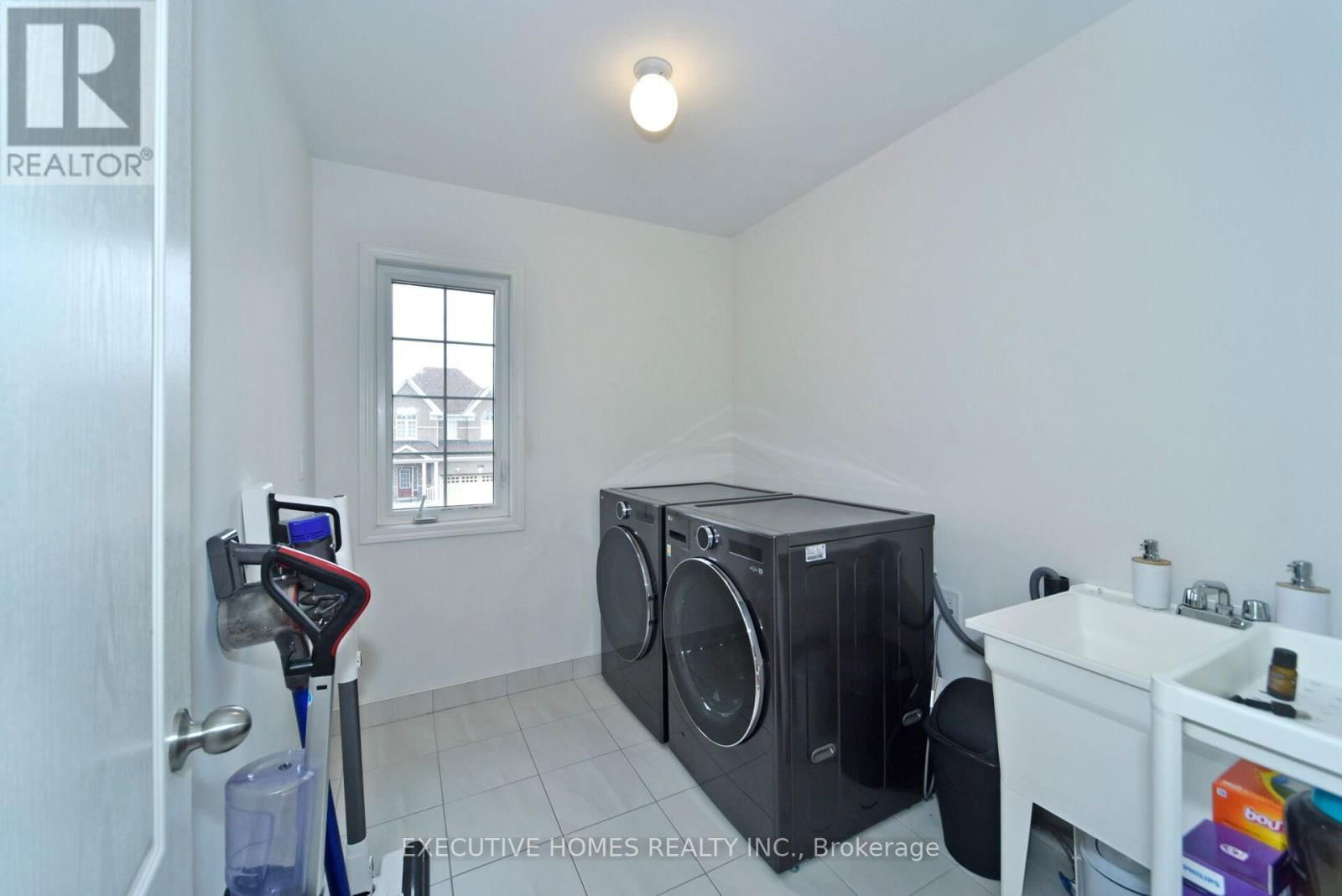 1781 WILLIAM LOTT DRIVE Image 29
