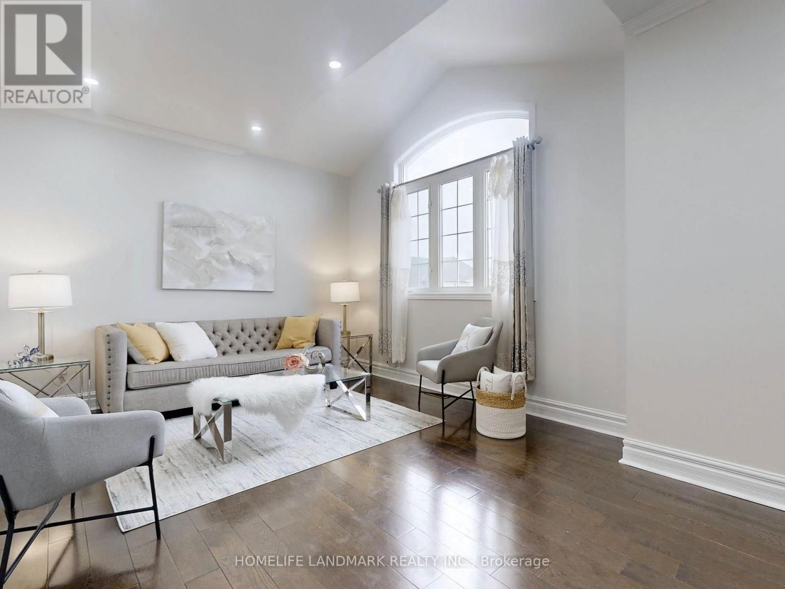 143 BAYCLIFFE DRIVE Image 23