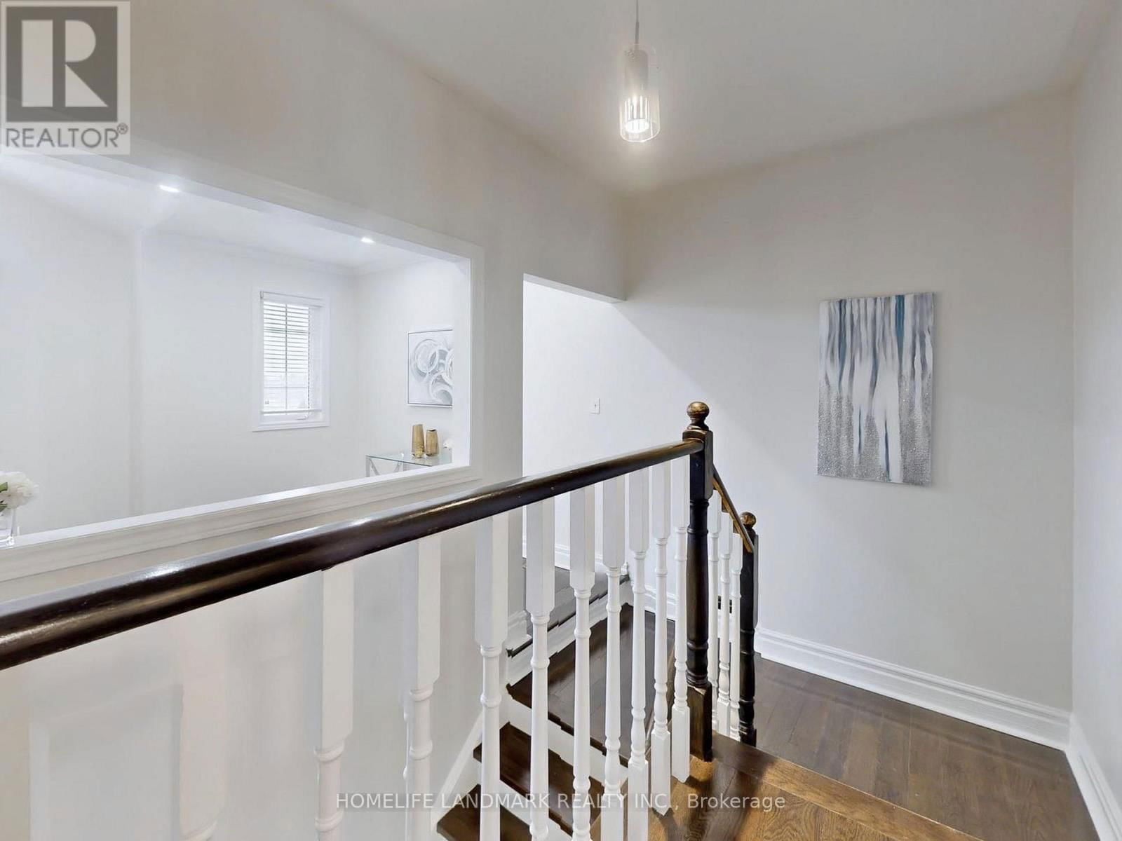 143 BAYCLIFFE DRIVE Image 27