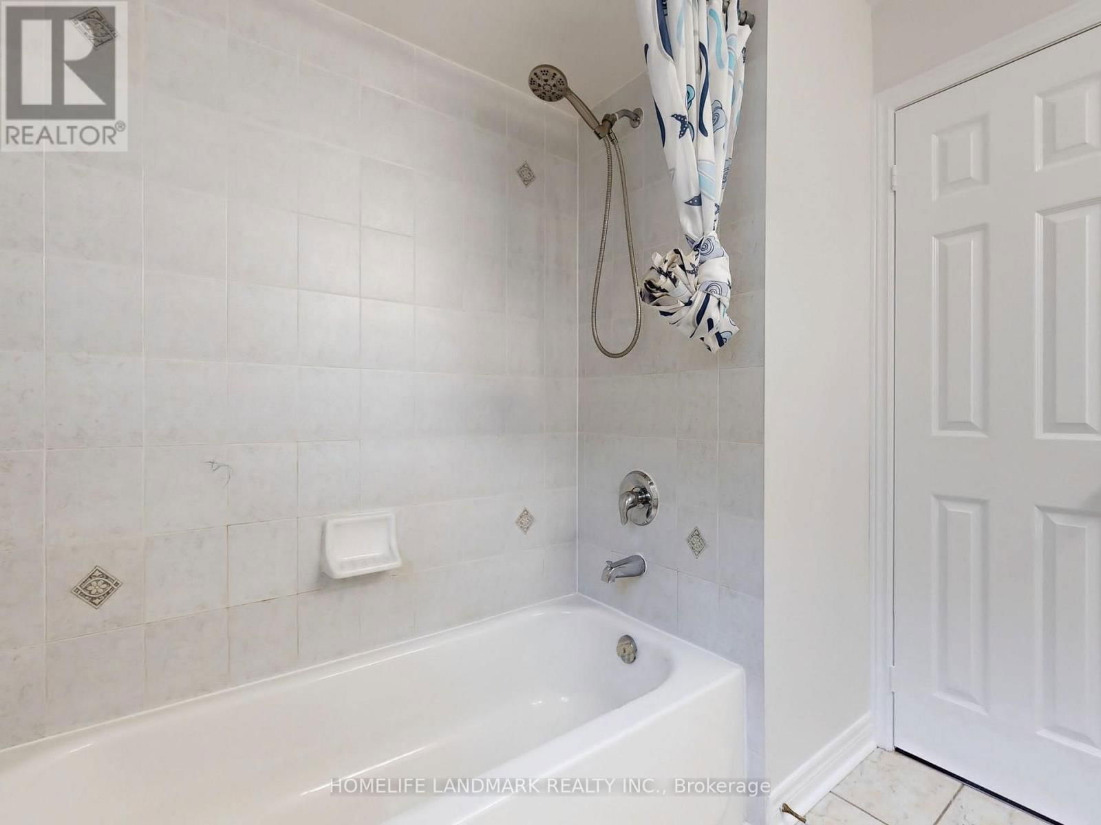 143 BAYCLIFFE DRIVE Image 38