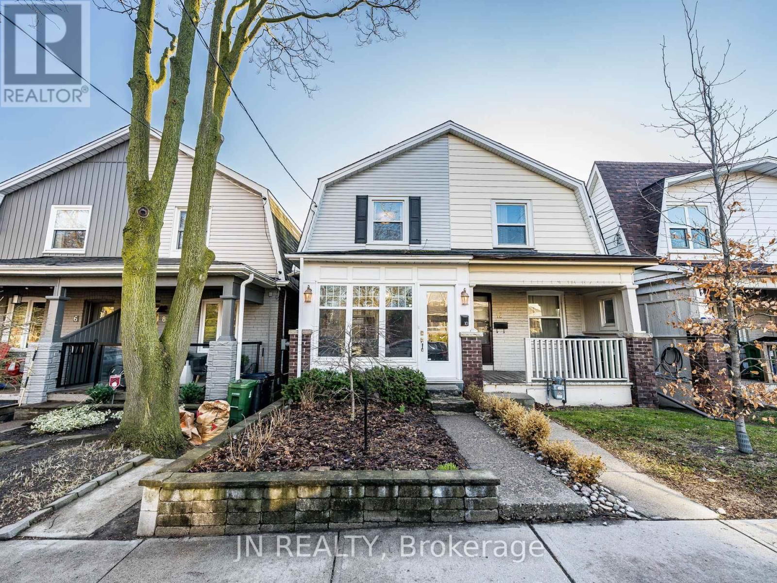 10 ROSEHEATH AVENUE Image 1