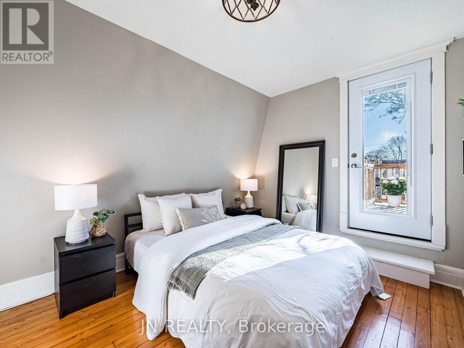 10 ROSEHEATH AVENUE Image 23