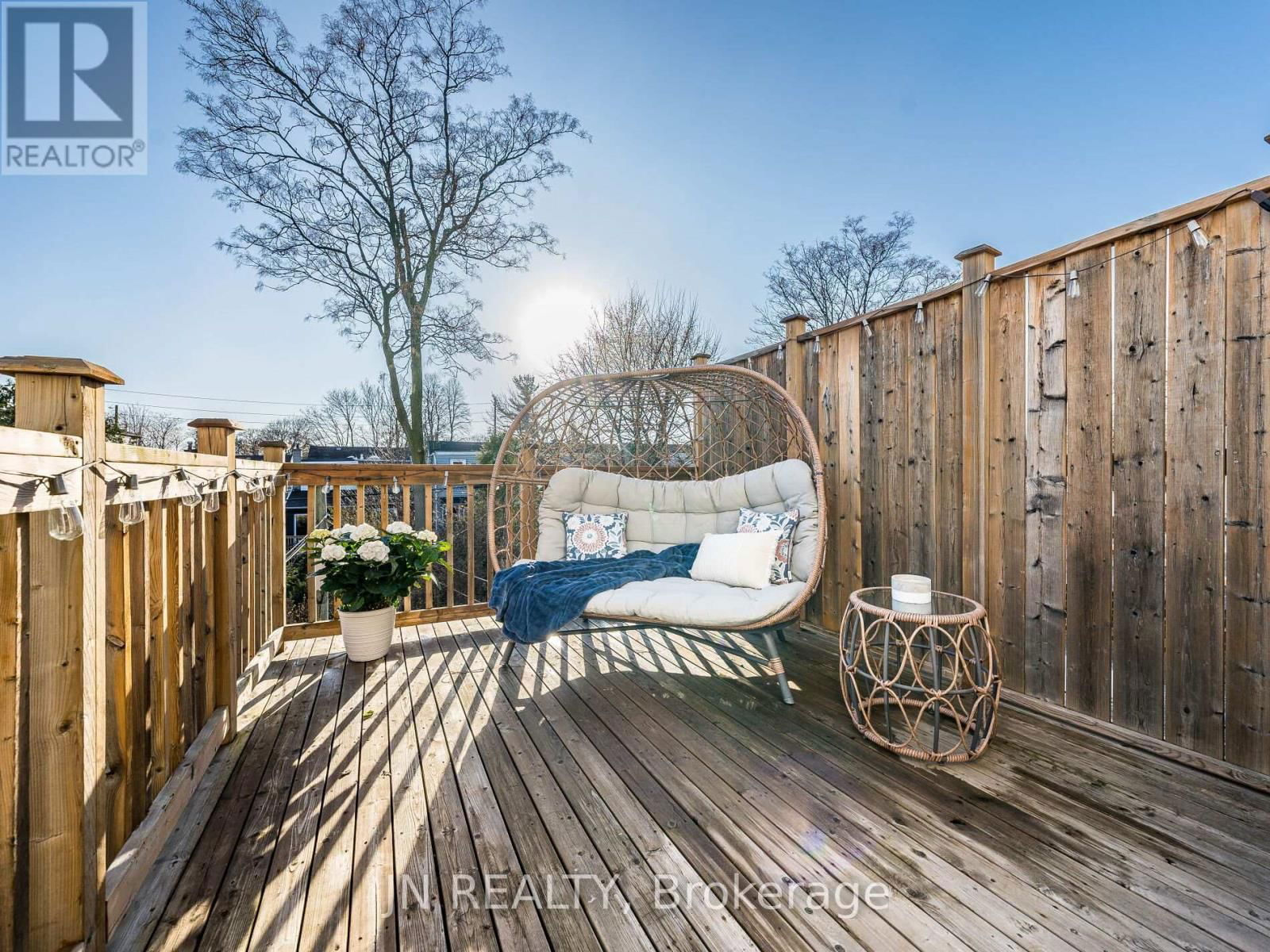 10 ROSEHEATH AVENUE Image 24