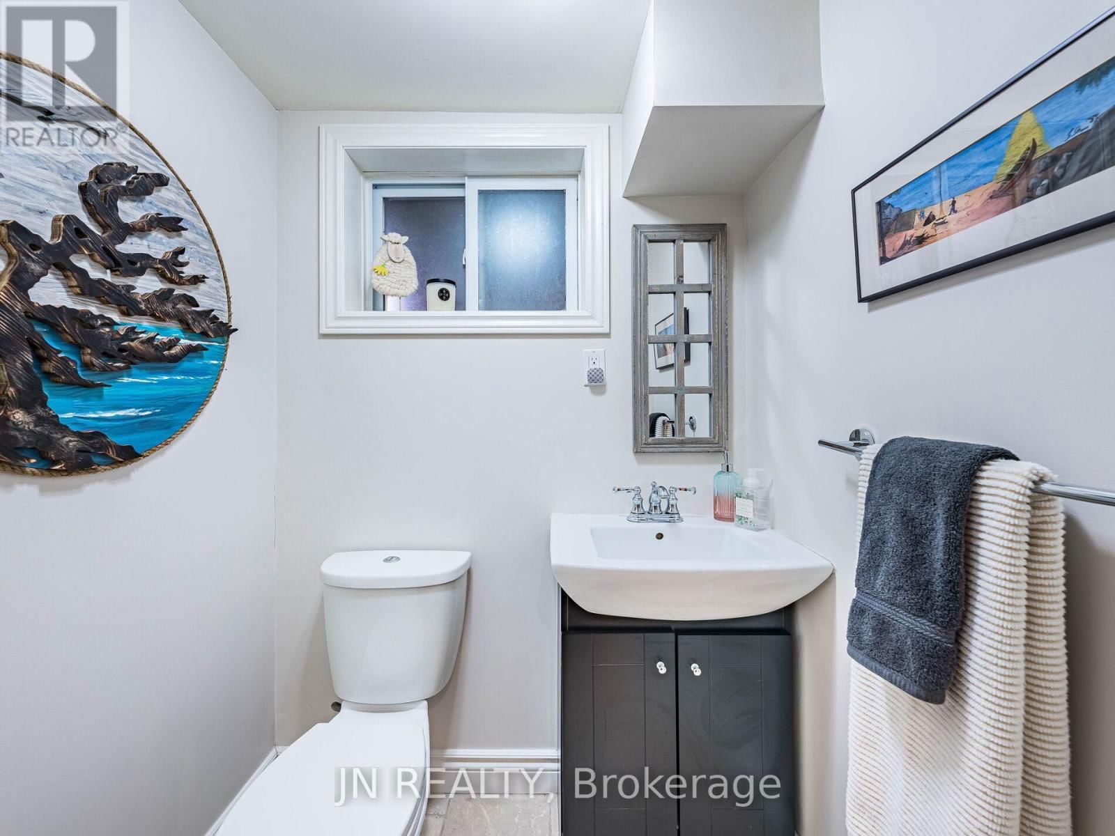 10 ROSEHEATH AVENUE Image 39