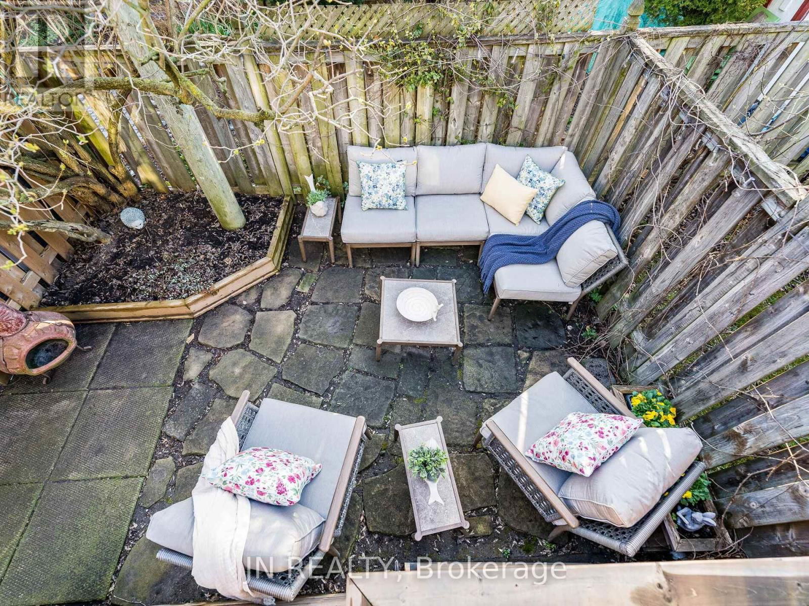 10 ROSEHEATH AVENUE Image 41
