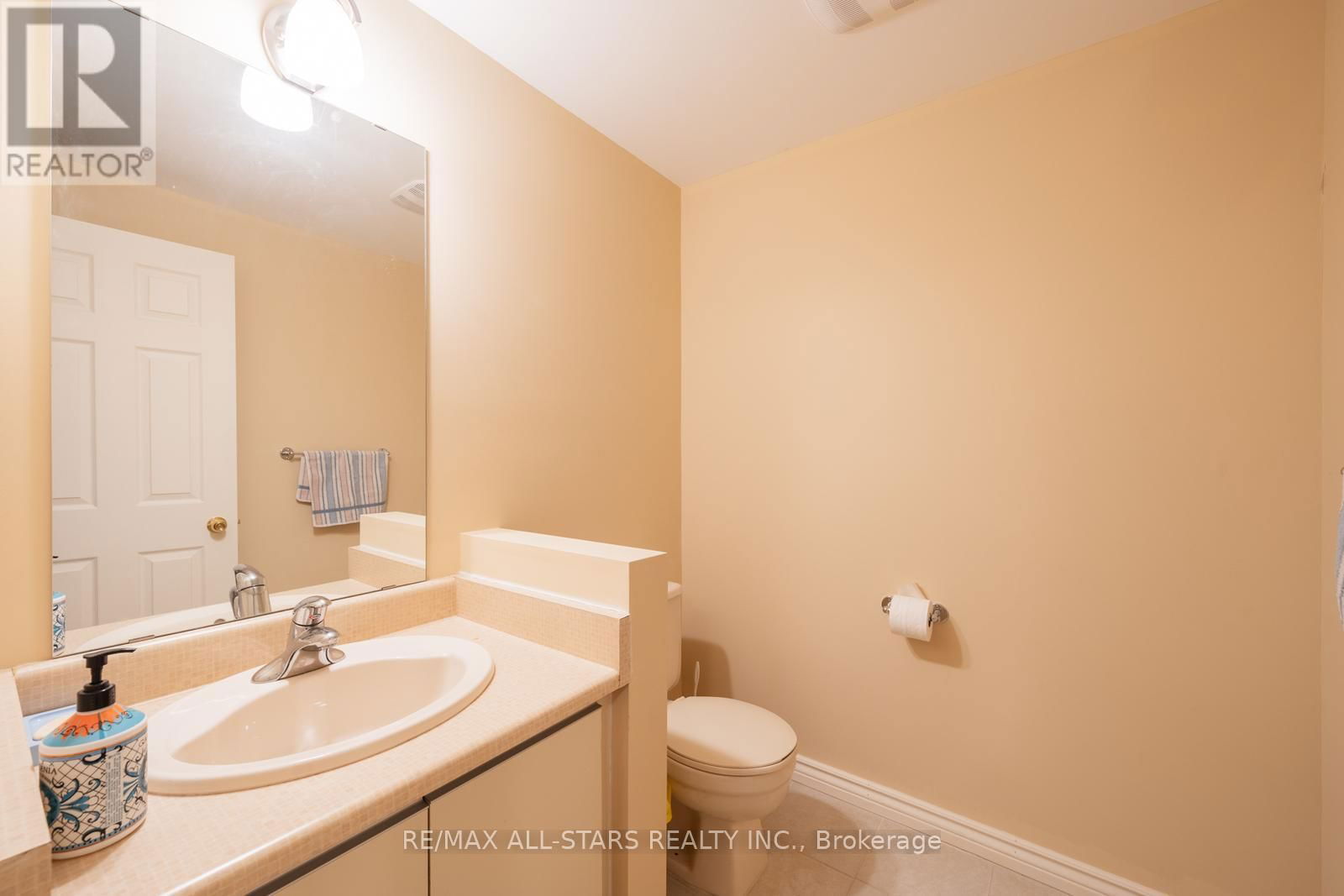 31 BEMERTON COURT Image 18