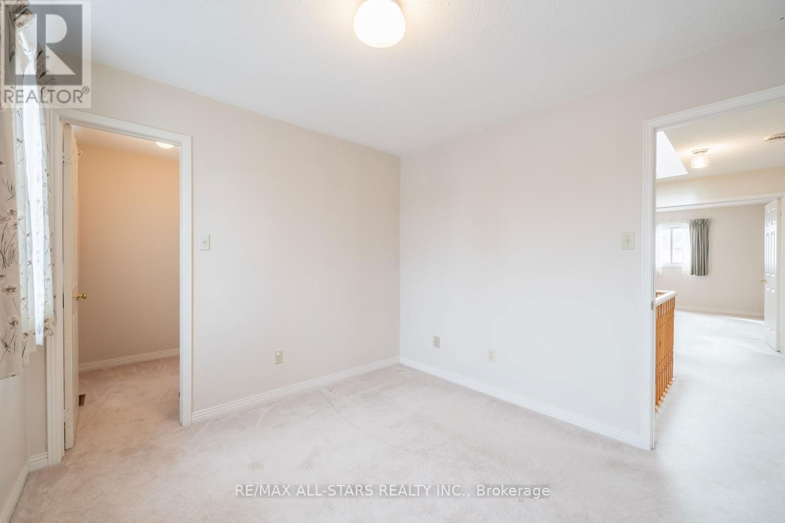 31 BEMERTON COURT Image 23