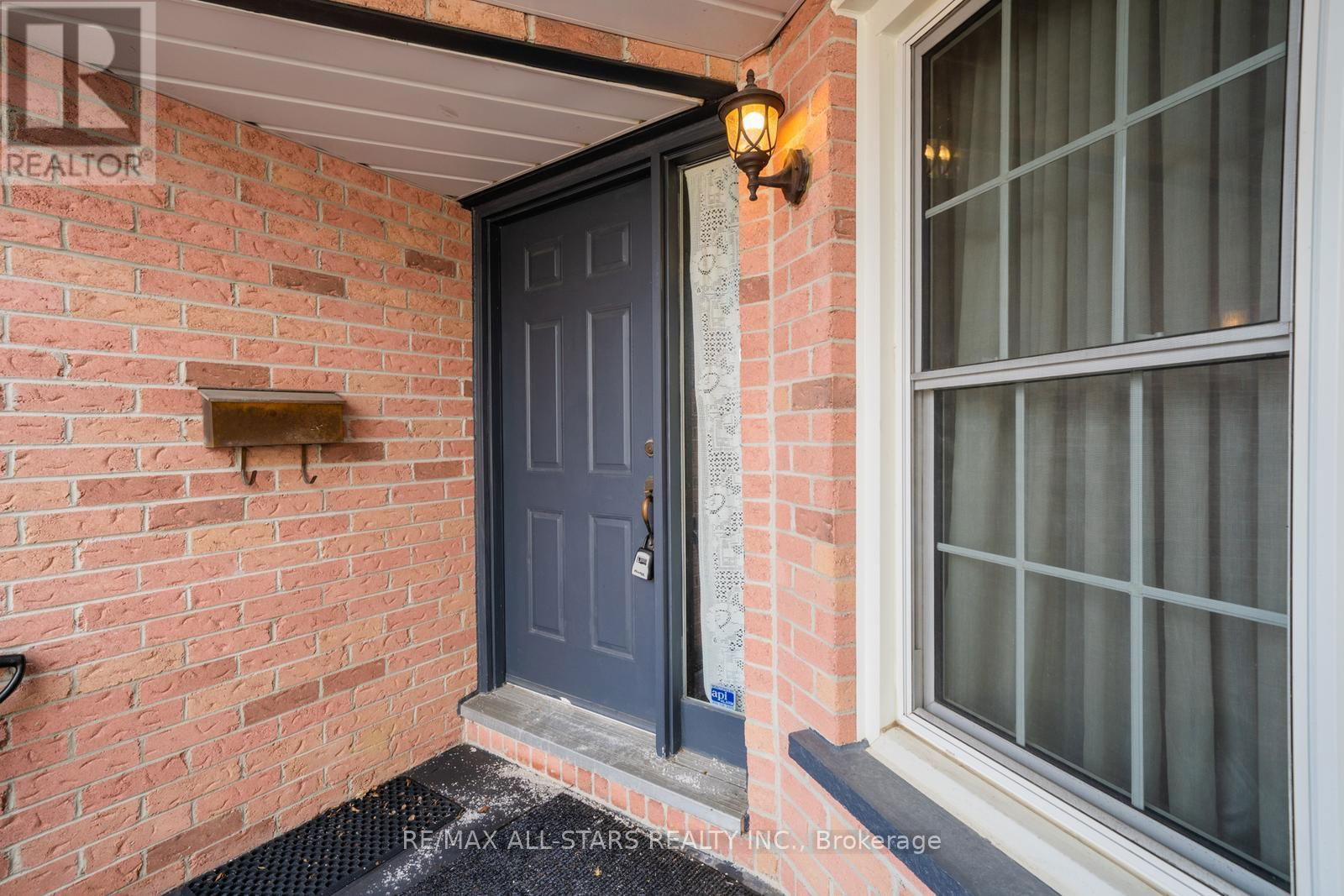 31 BEMERTON COURT Image 5