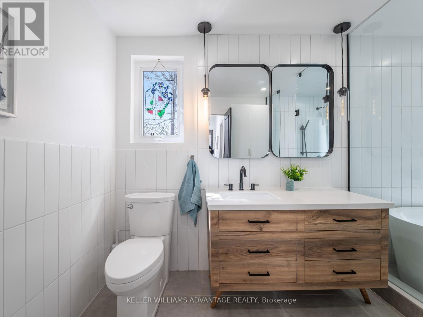 42 NORMANDY BOULEVARD Image 26