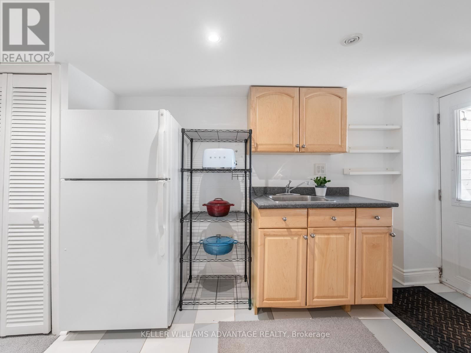 42 NORMANDY BOULEVARD Image 31