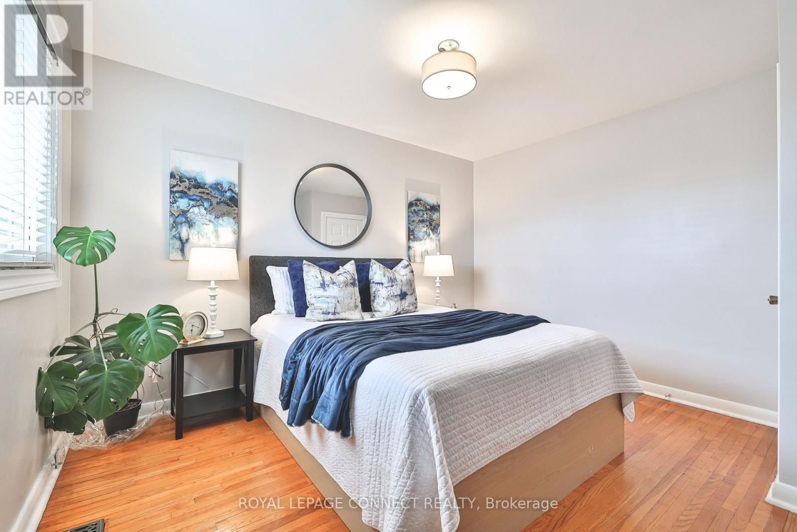 103 FITZGIBBON AVENUE Image 11
