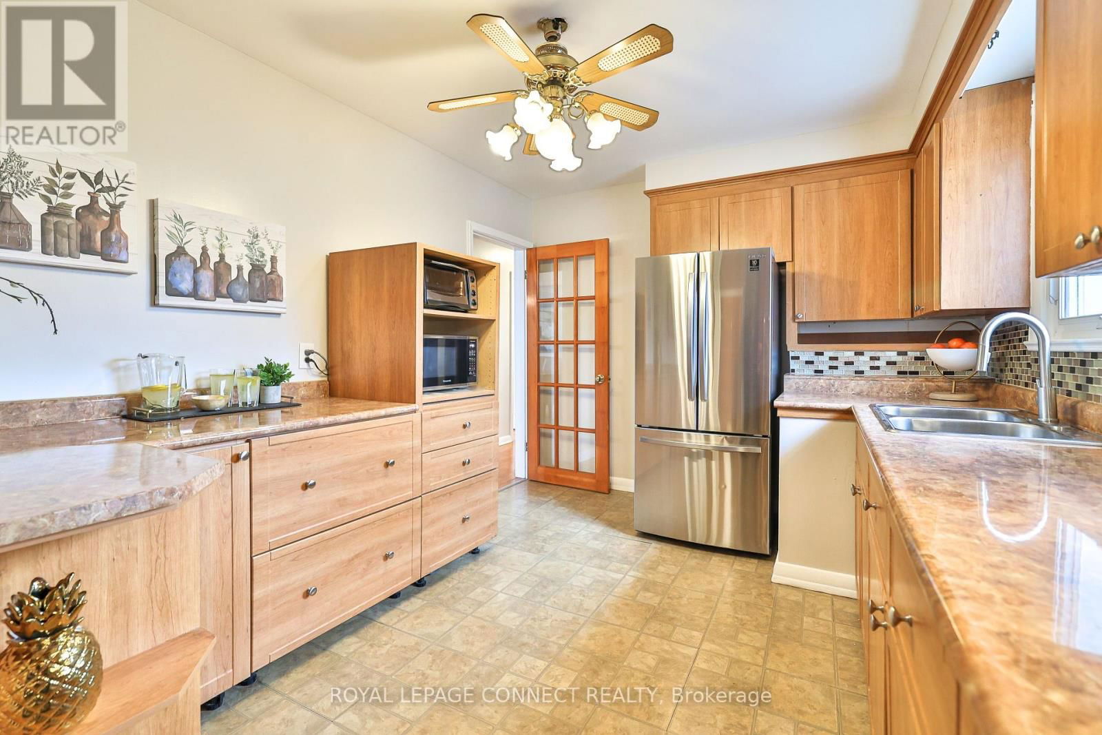 103 FITZGIBBON AVENUE Image 7