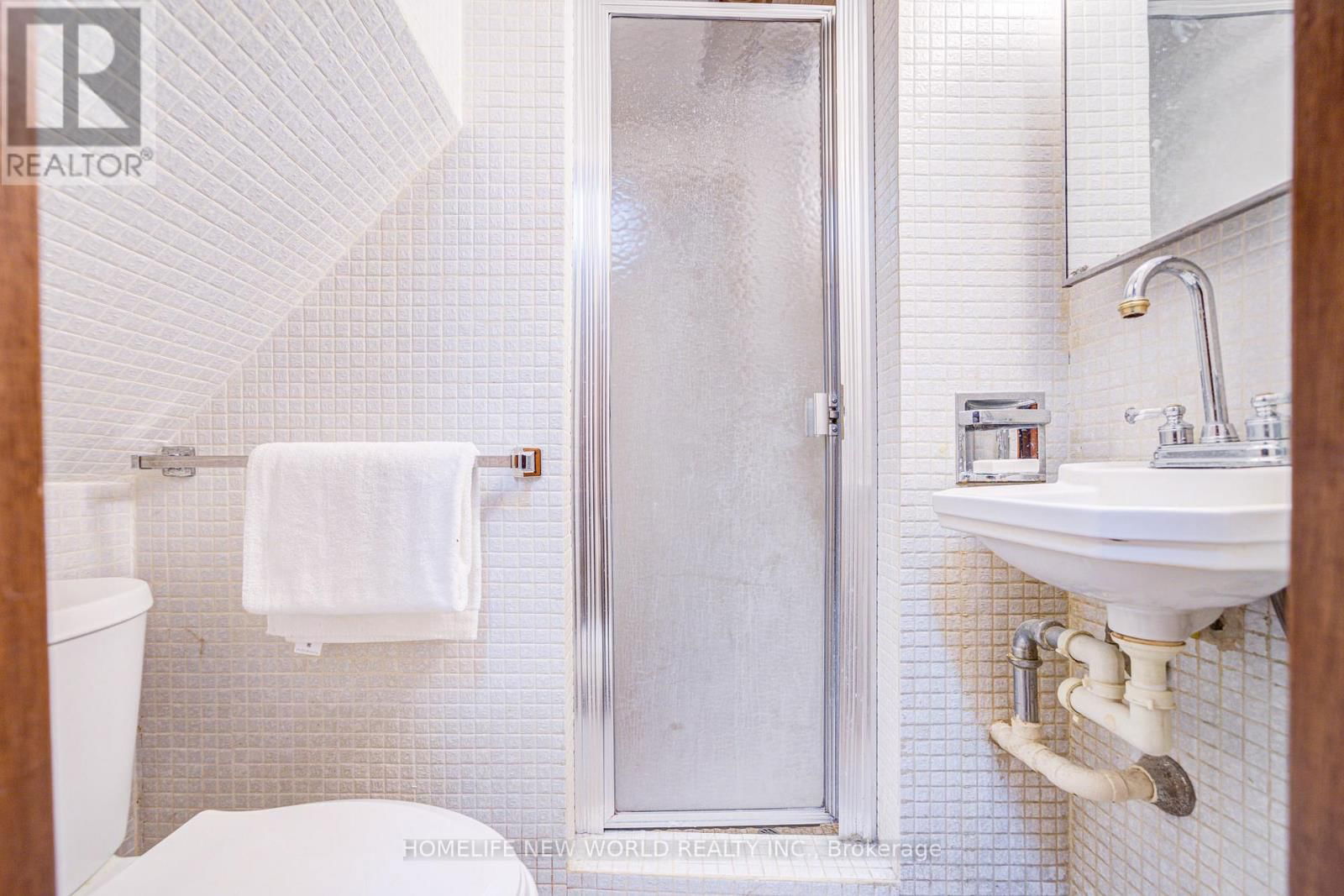 126 PORTSDOWN ROAD Image 31