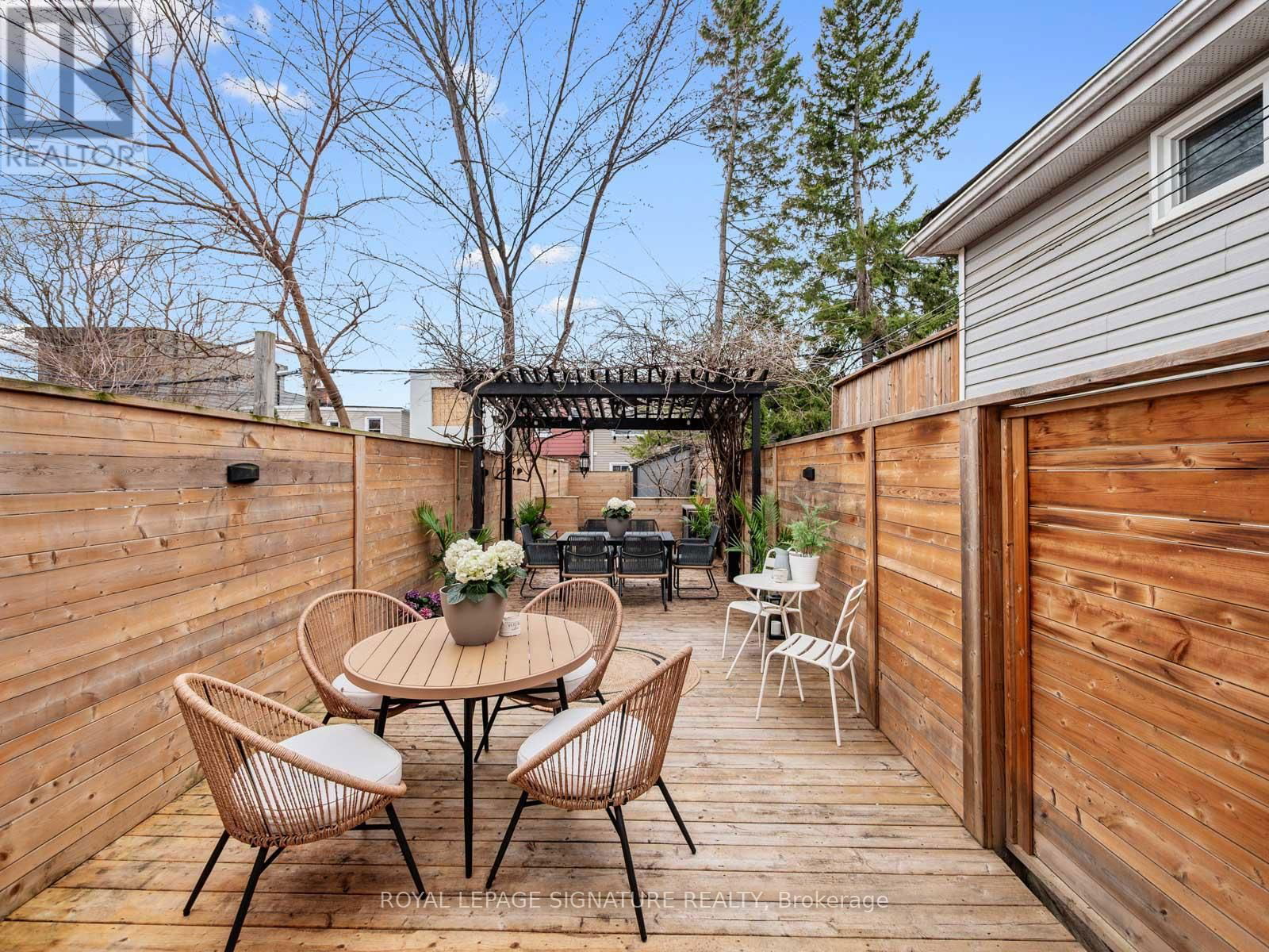 288 RHODES AVENUE Image 22