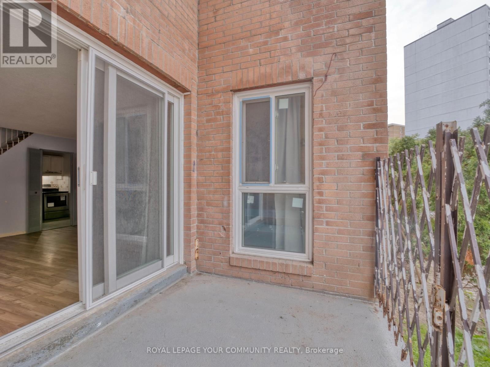 1006 - 100 MORNELLE COURT Image 32