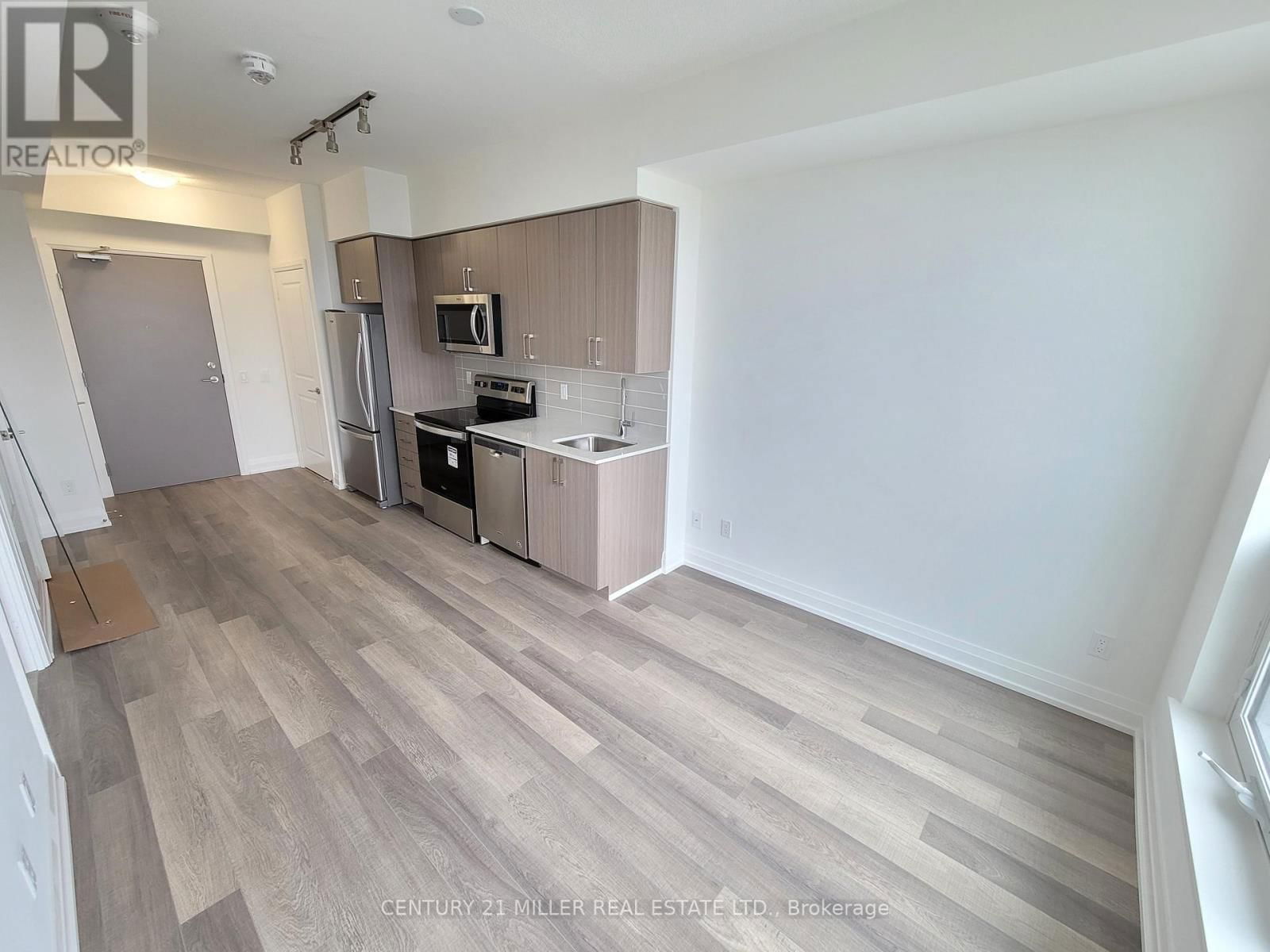 1511 - 3121 SHEPPARD AVENUE Image 22
