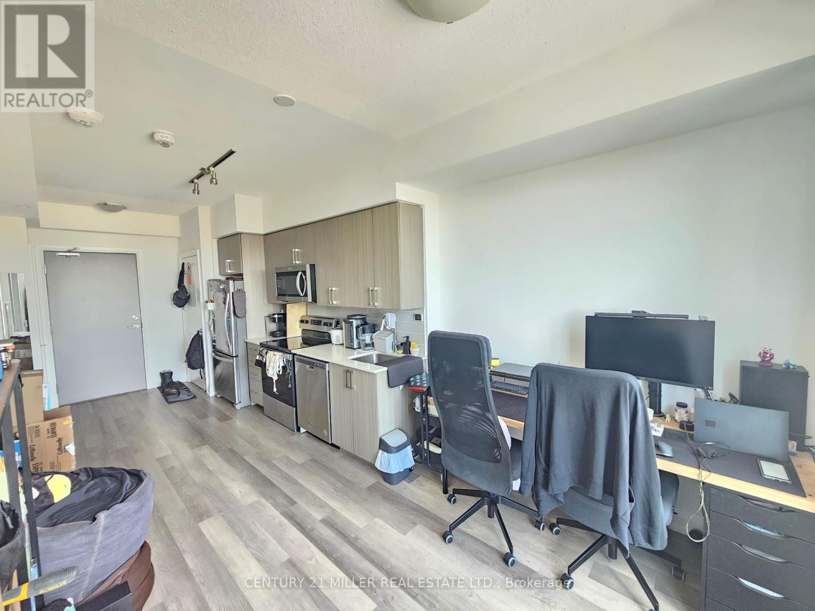 1511 - 3121 SHEPPARD AVENUE Image 8