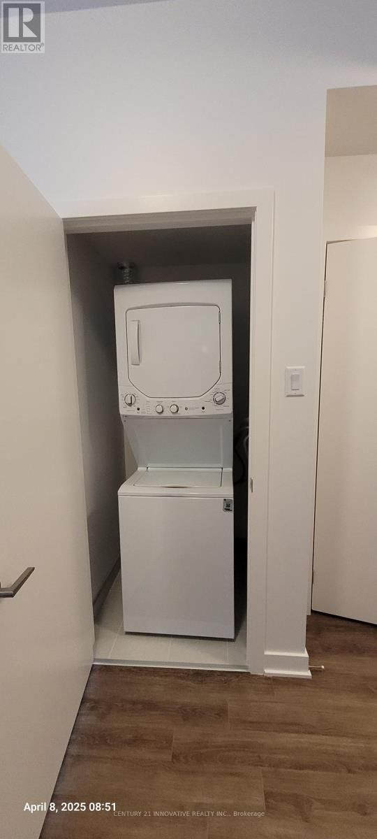 412 - 55 CLARINGTON BOULEVARD Image 15