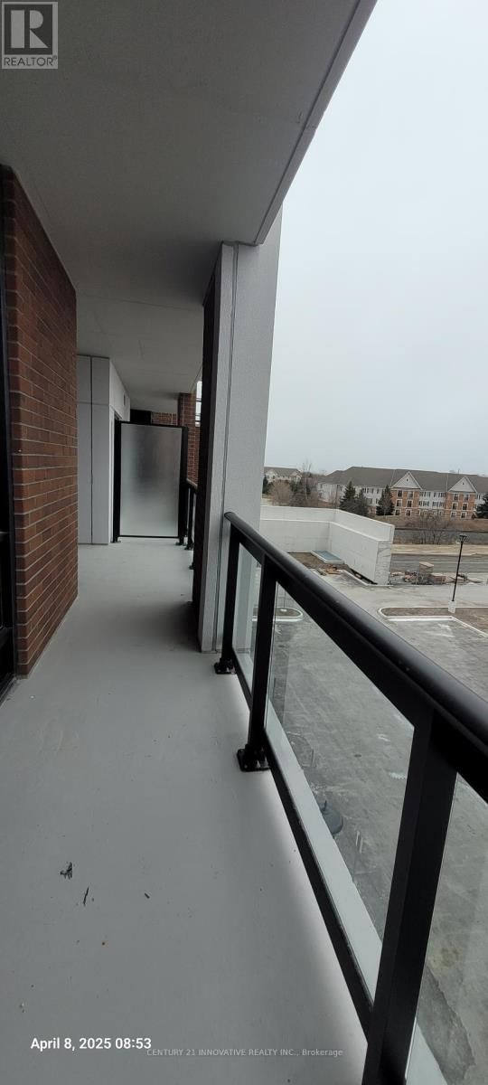 412 - 55 CLARINGTON BOULEVARD Image 16