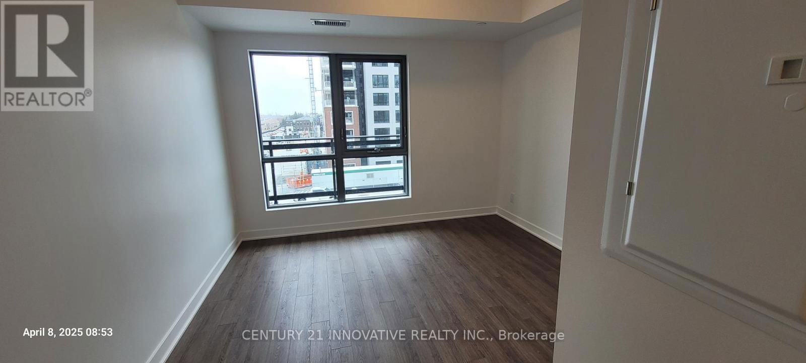 412 - 55 CLARINGTON BOULEVARD Image 7