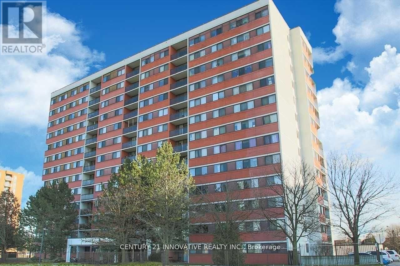 406 - 10 TAPSCOTT ROAD Image 1