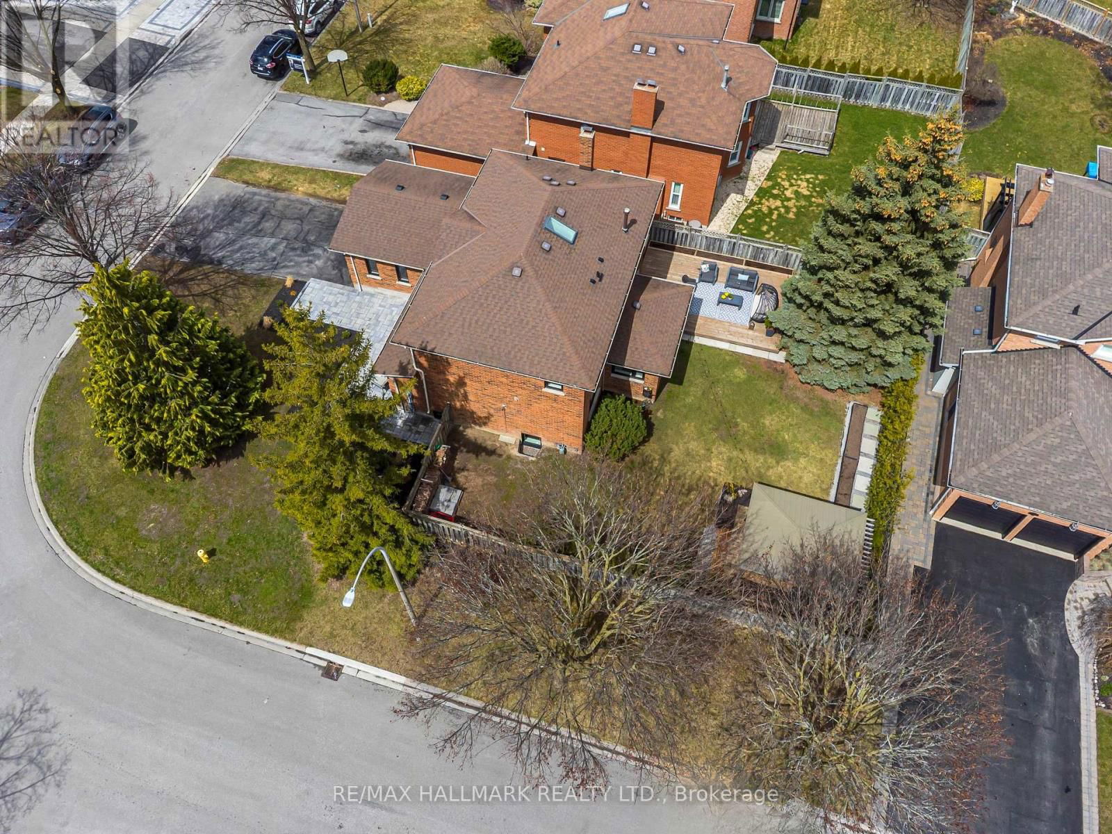 16 INTREPID DRIVE Image 40