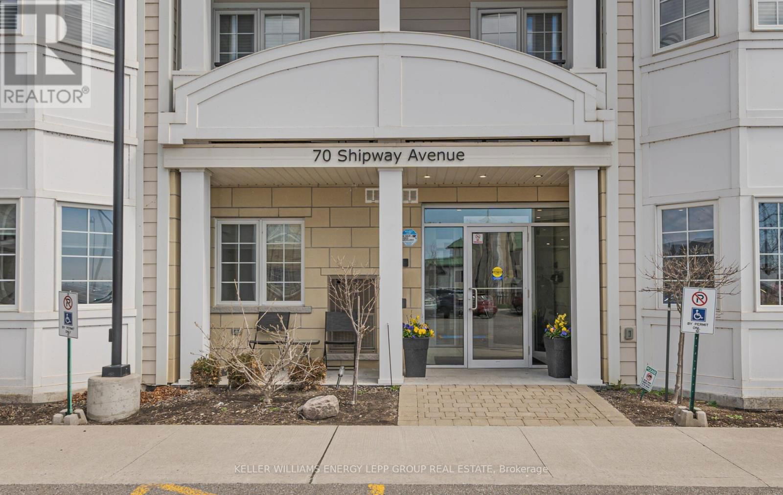 312 - 70 SHIPWAY AVENUE Image 2
