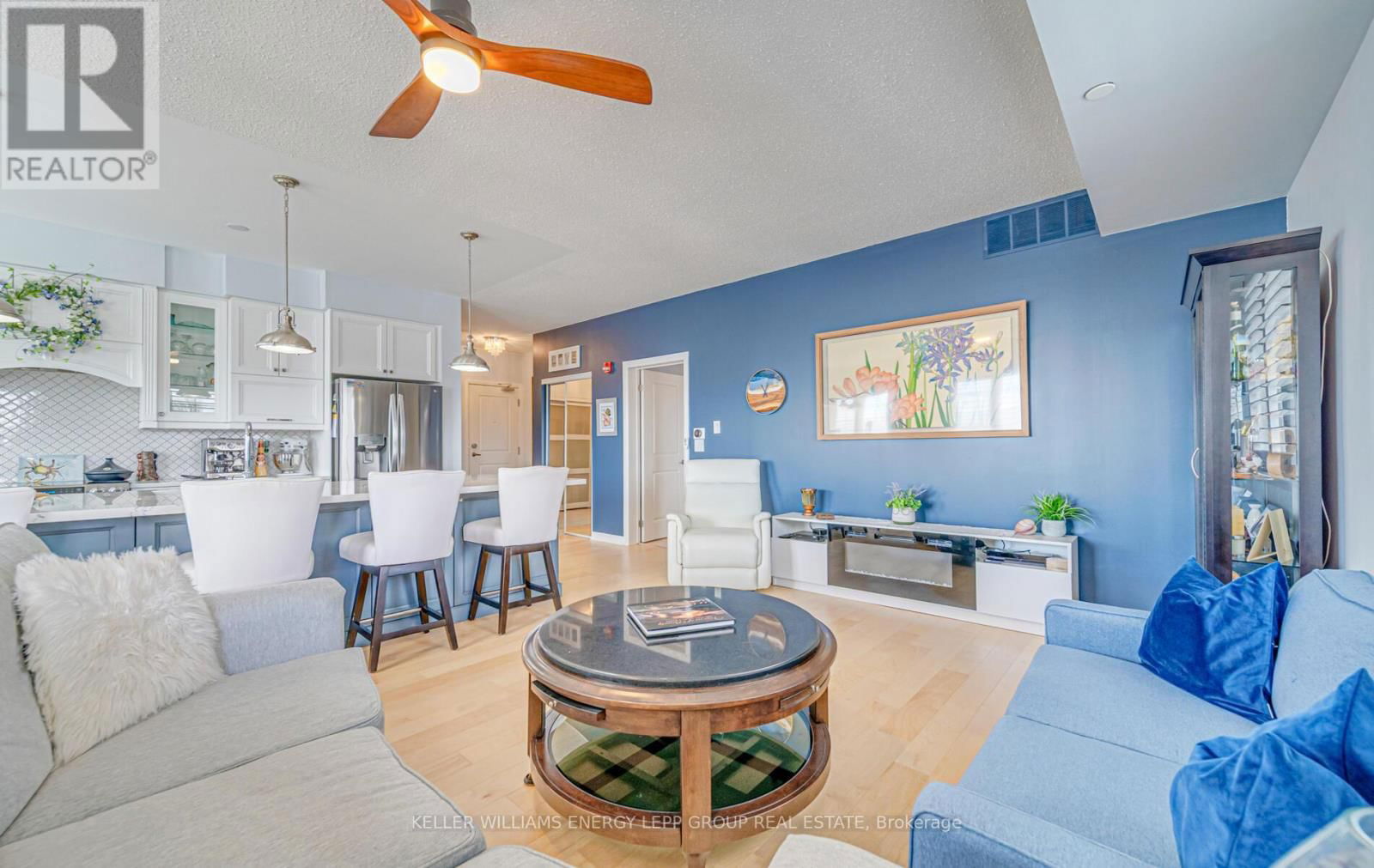 312 - 70 SHIPWAY AVENUE Image 20