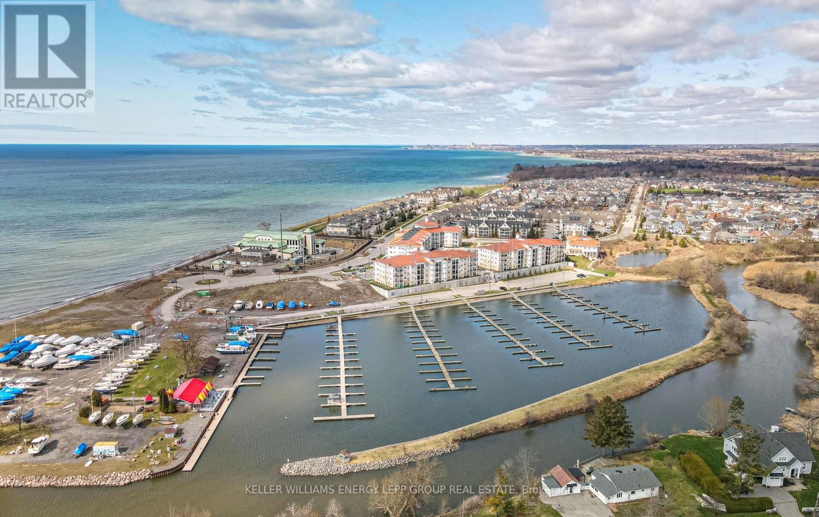 312 - 70 SHIPWAY AVENUE Image 30