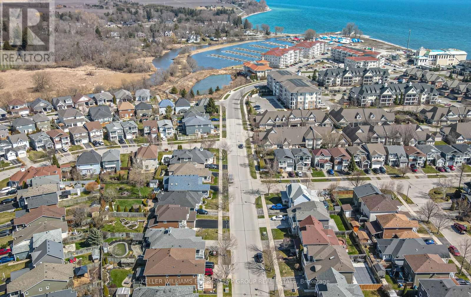 312 - 70 SHIPWAY AVENUE Image 33