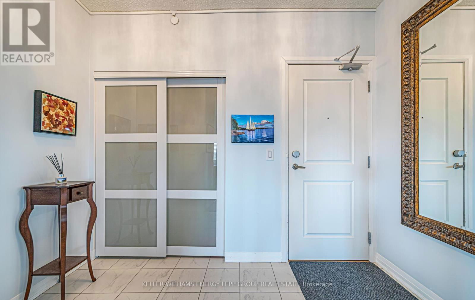 312 - 70 SHIPWAY AVENUE Image 8
