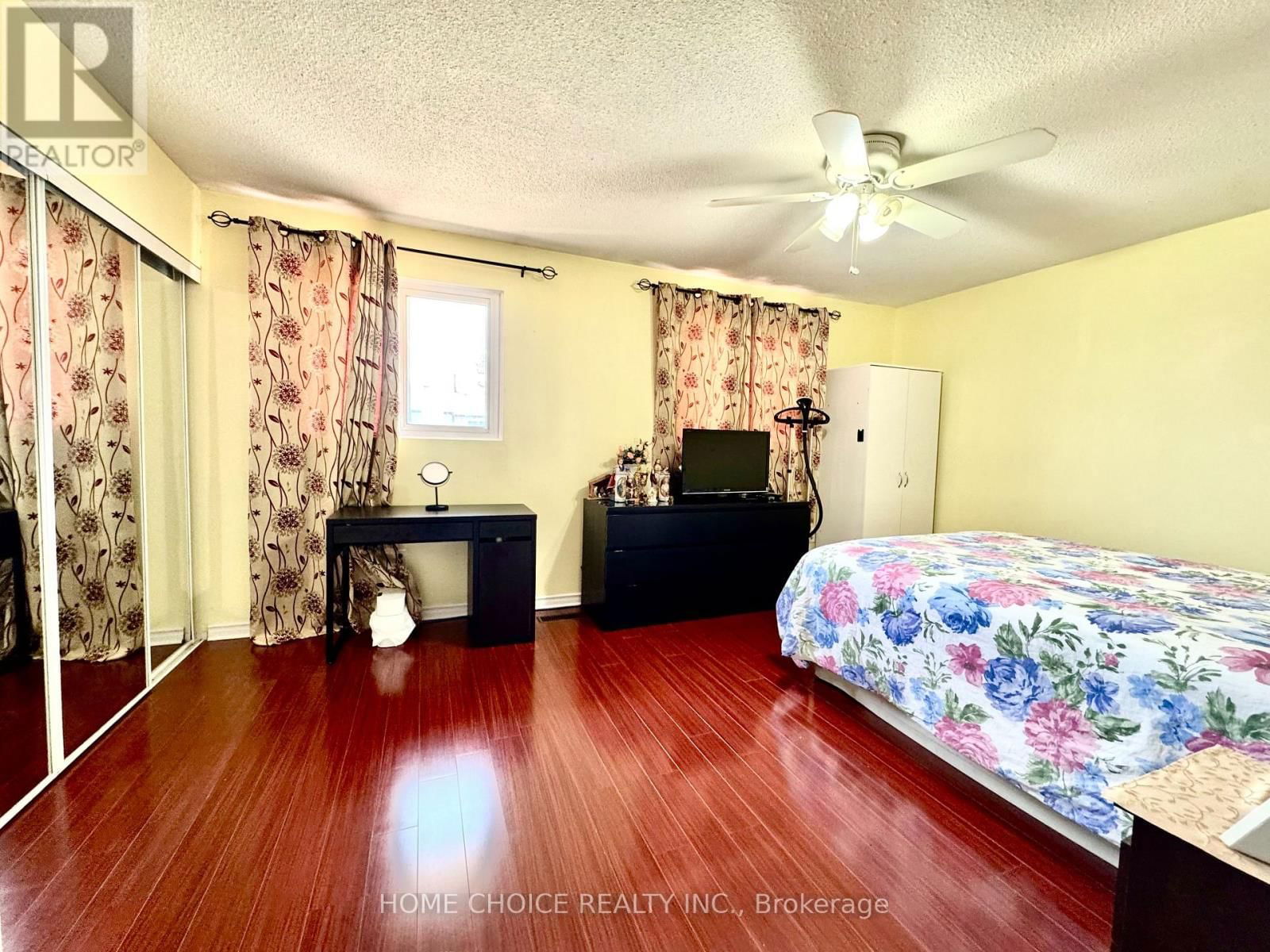 43 - 30 DUNDALK DRIVE Image 17