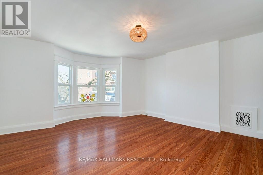 935 KINGSTON ROAD Image 7