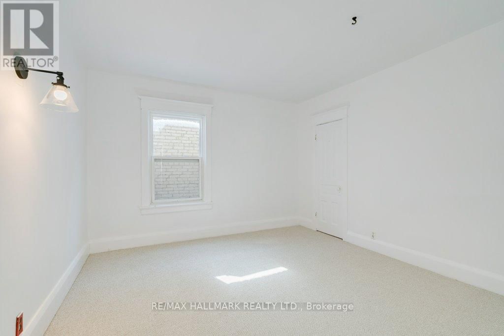 935 KINGSTON ROAD Image 8